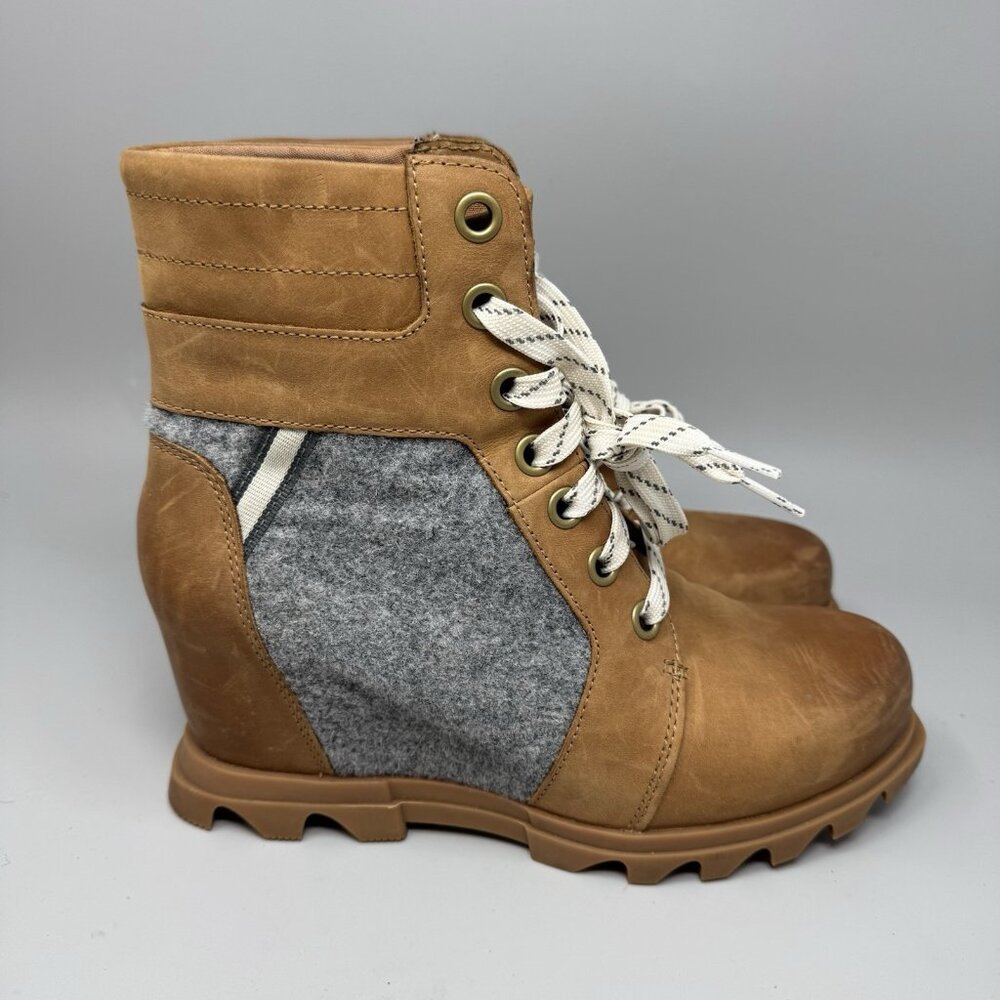 Sorel Joan of Arctic Wedge III Lexie Brown Boots NL4362-243 Women's Size 9.5